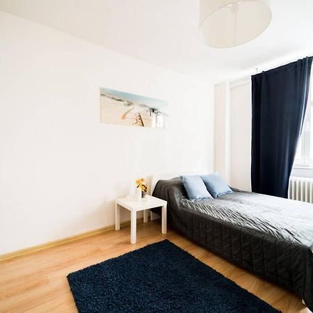 3 Rooms Big Apartment - 150 M Town Hall - Nice Design Вроцлав Экстерьер фото